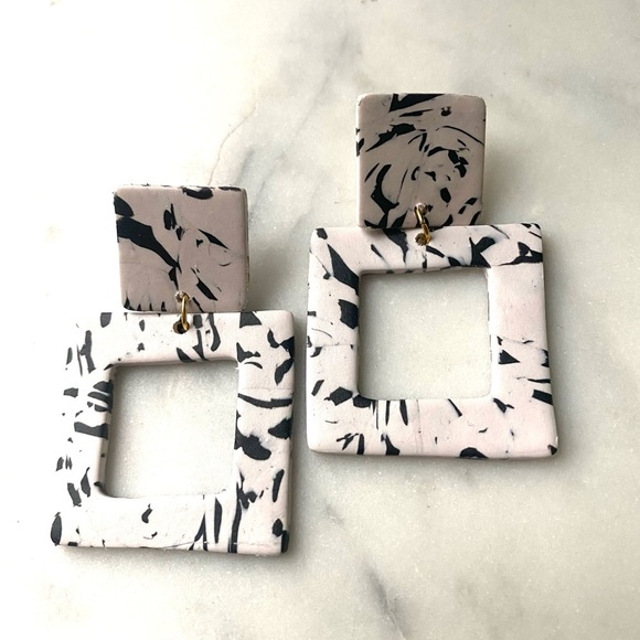 Black & White Marbled Statement Earrings Lightweight Modern Drop Earrings - Picture 4 of 4